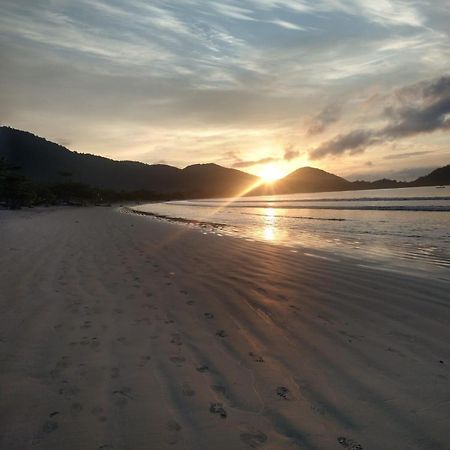 Dolce Mar Ubatuba Suites Esterno foto